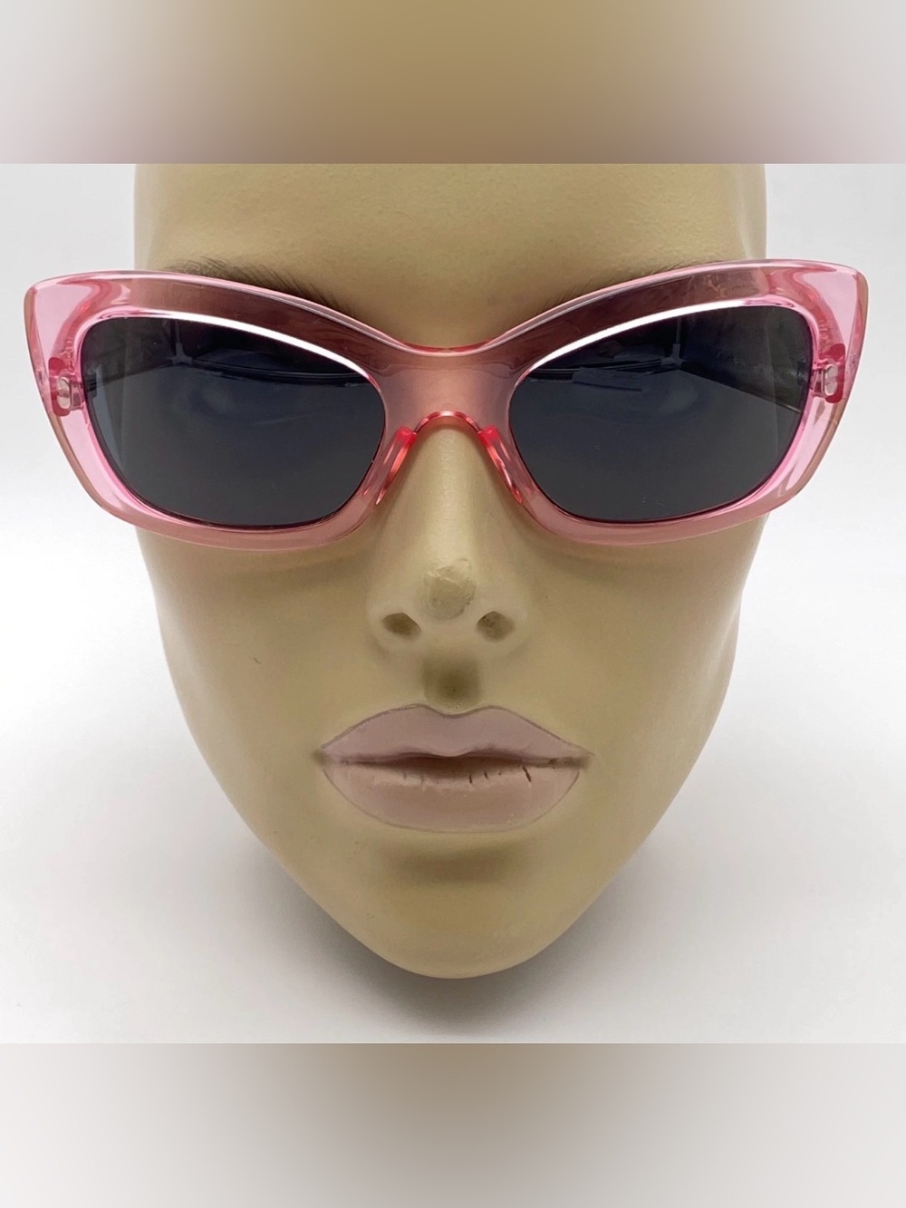 RARE PINK PRADA SUNGLASSES! SPR 19M
